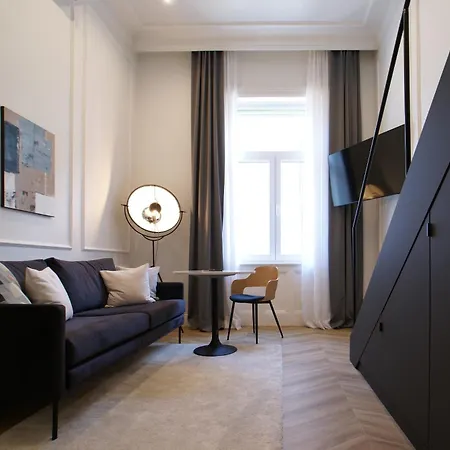 Fingerprint Luxury 4*