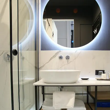 מלון דירות Fingerprint Luxury 4*
